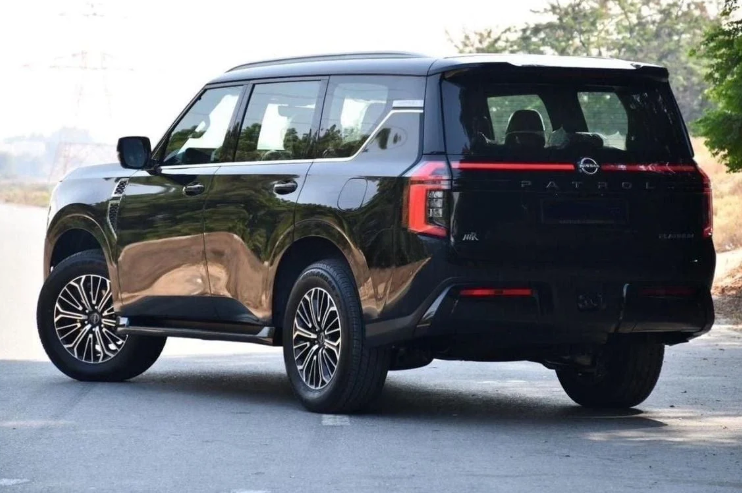 Nissan Patrol Platinum SE 2025 (Black) back - album